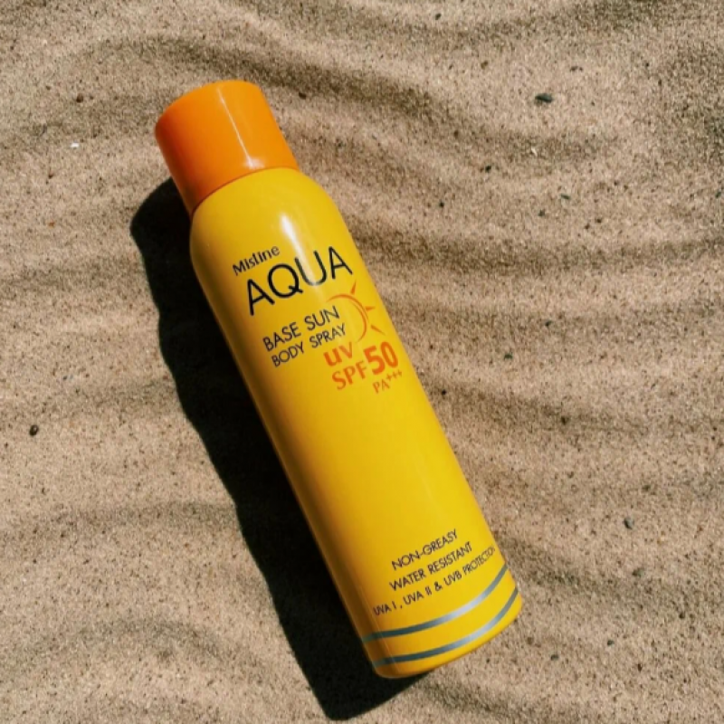 Солнцезащитный спрей на водной основе, водостойкий SPF 50 PA+++ "Mistine" Таиланд, 100 мл